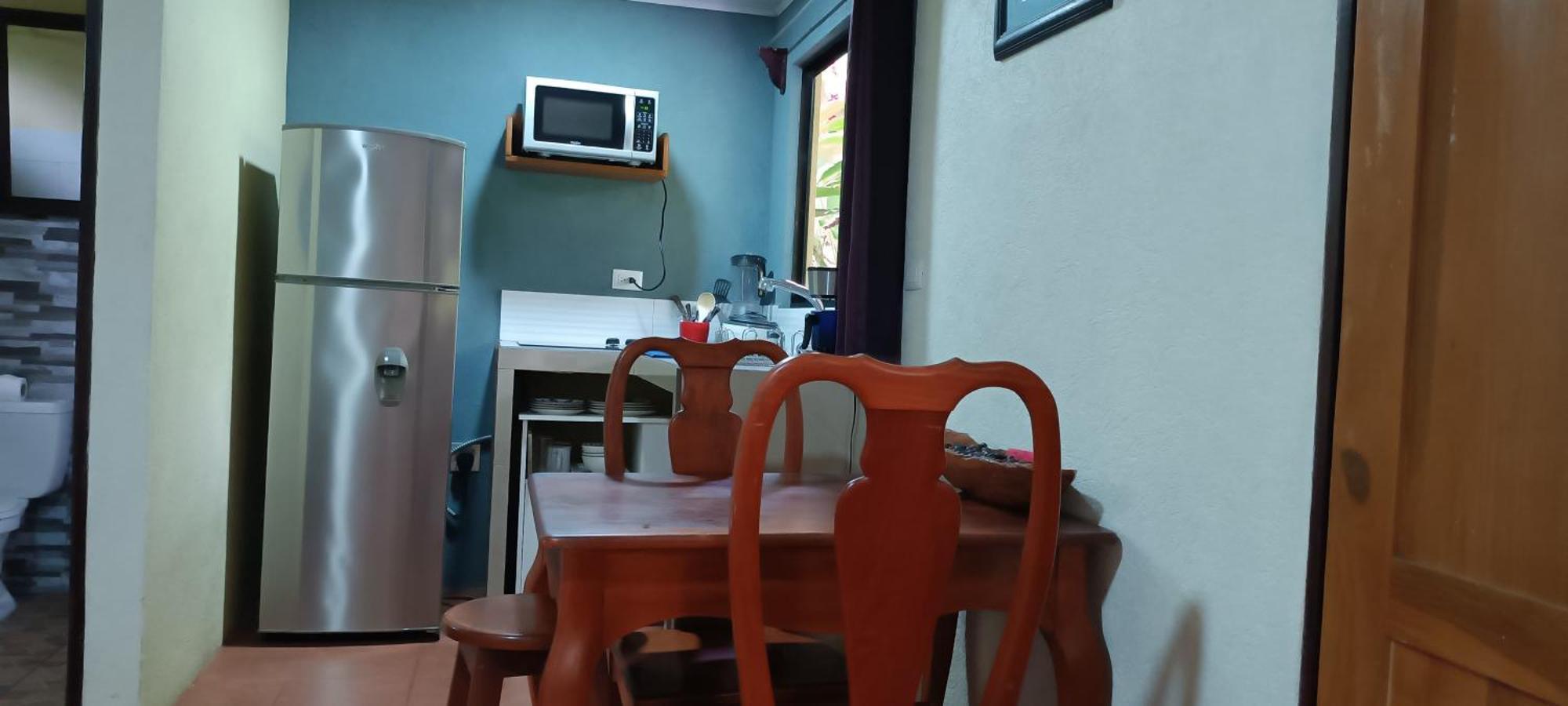Pura Vida, Free Parking, Wi-fi, *
